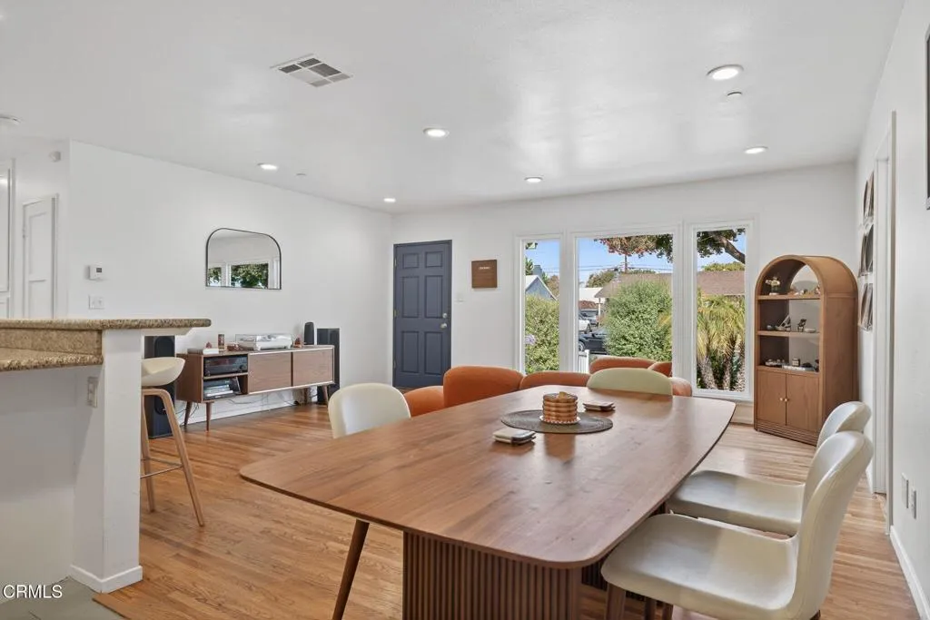 Ventura, California 93003, United States, ,Residential,Pending,186136