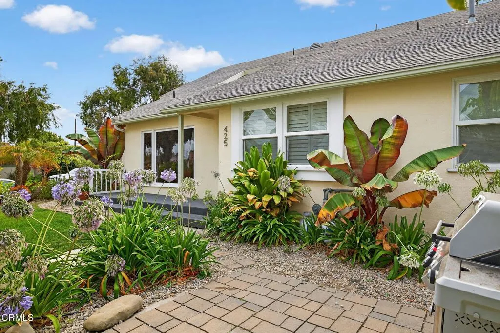 Ventura, California 93003, United States, ,Residential,Pending,186136