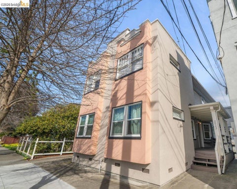 Photo of 2923 Wheeler St ST, Berkeley, CA 94705 (MLS # 41151748)