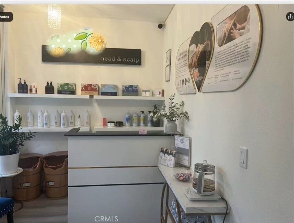 10653 W Pico Blvd