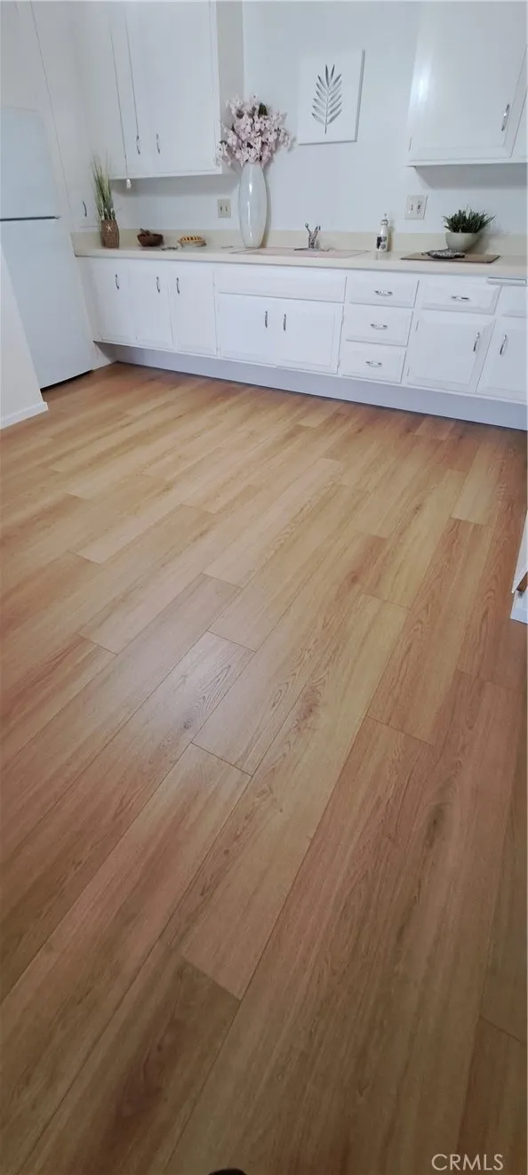 Seal Beach, California 90740, United States, 1 Bedroom Bedrooms, ,1 BathroomBathrooms,Residential,Active,218247