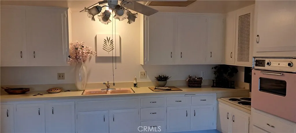 Seal Beach, California 90740, United States, 1 Bedroom Bedrooms, ,1 BathroomBathrooms,Residential,Active,218247