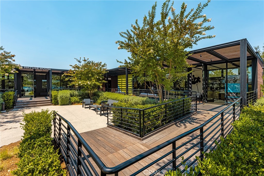 1613 Jade Road