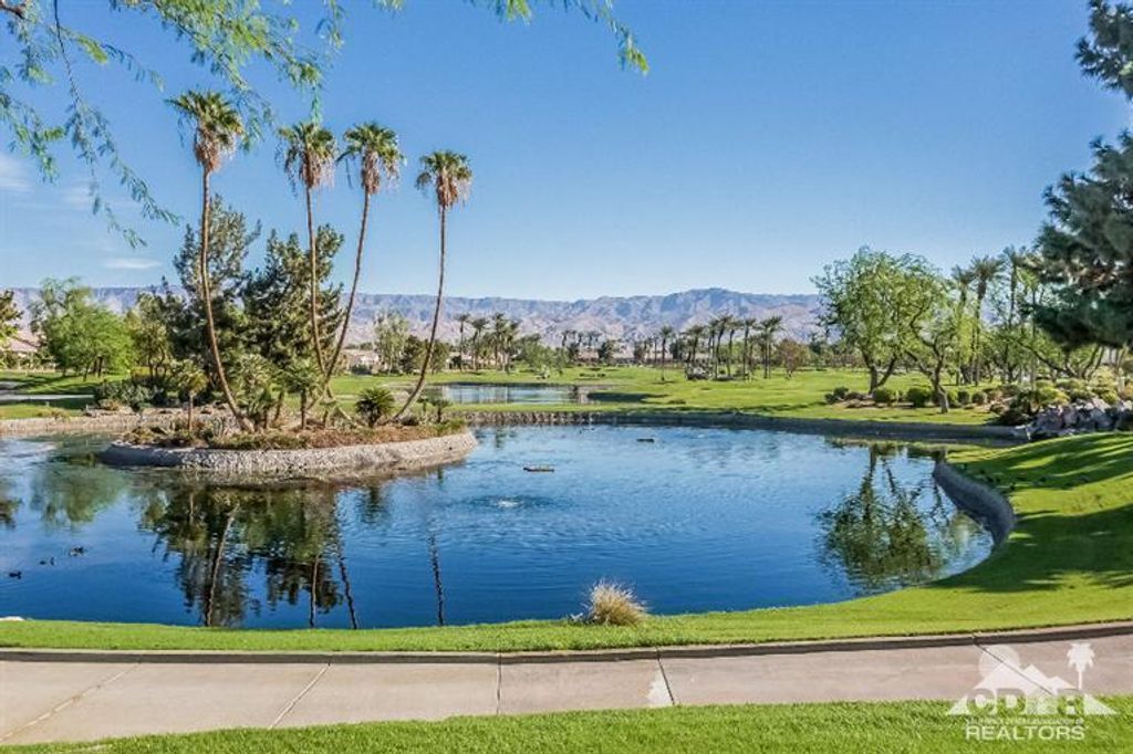 listing image 130729764559495282777