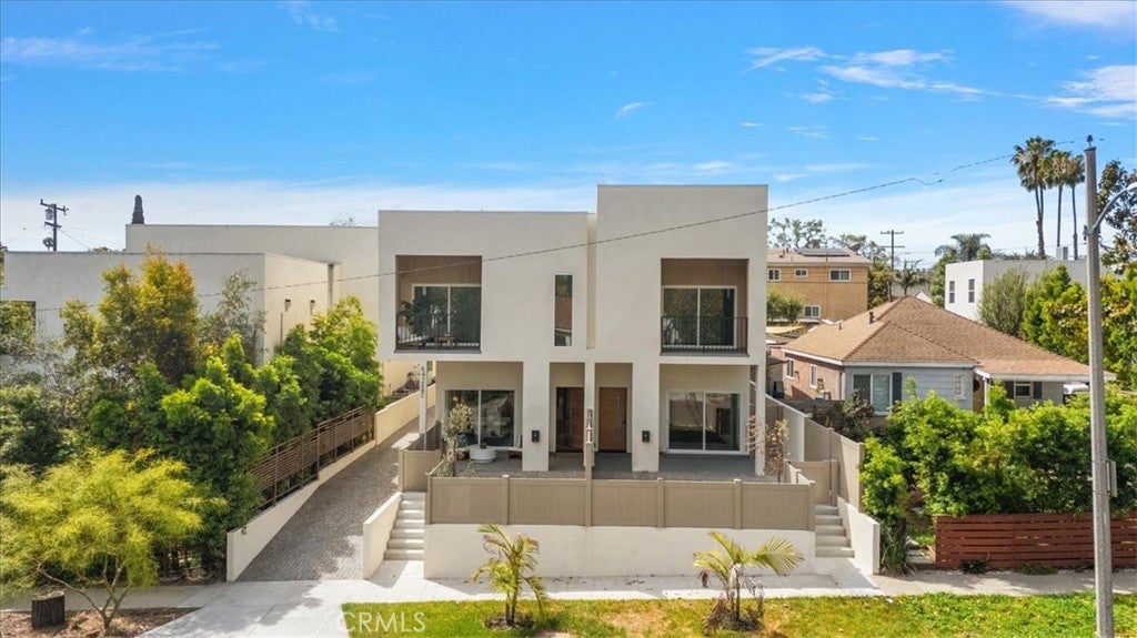642 E Fairview Boulevard A, Inglewood CA 90302