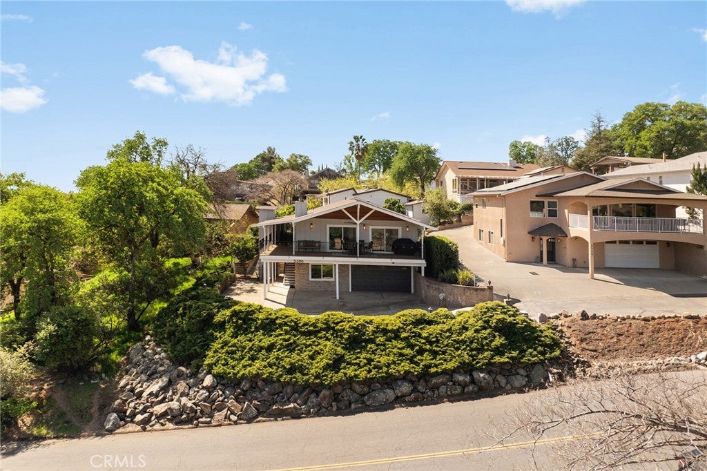 5386 Royal Oaks