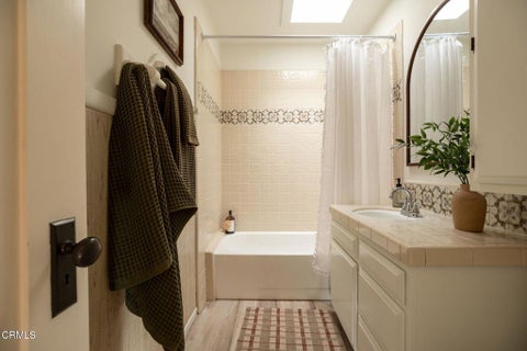 Tiny photo for 104 S Dunning Street, Ventura, CA 93003 (MLS # V1-38804)