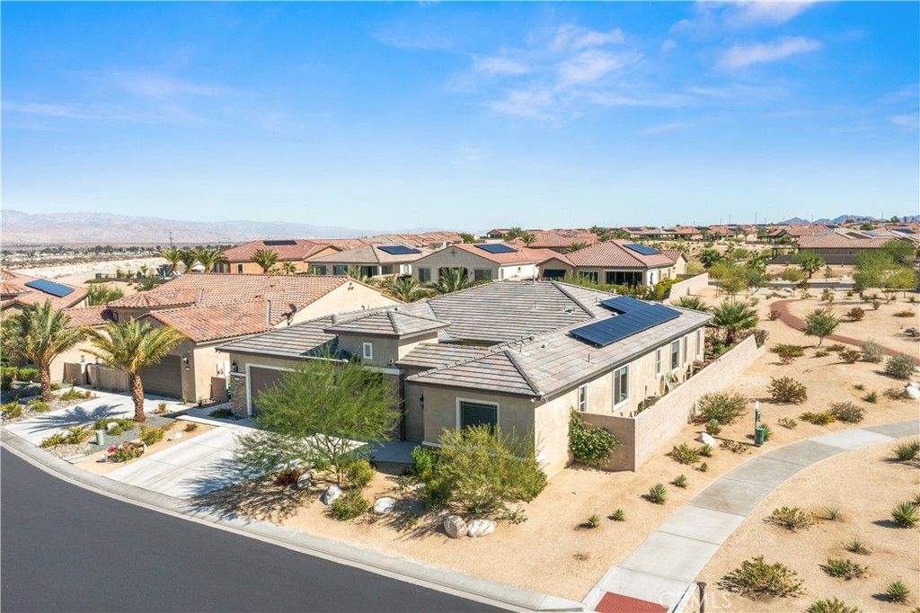 Photo of 80 Zinfandel, Rancho Mirage, CA 92270 (MLS # IG25225244)