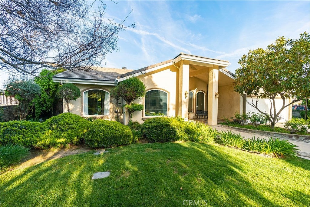 9240 Encino