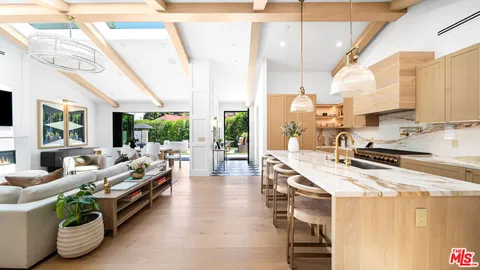 1914 N Laurel Canyon Boulevard, Los Angeles, CA 90046 - MLS#: 25618615