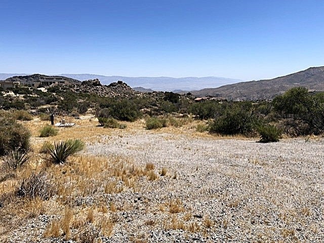 7 Carrizo Road
