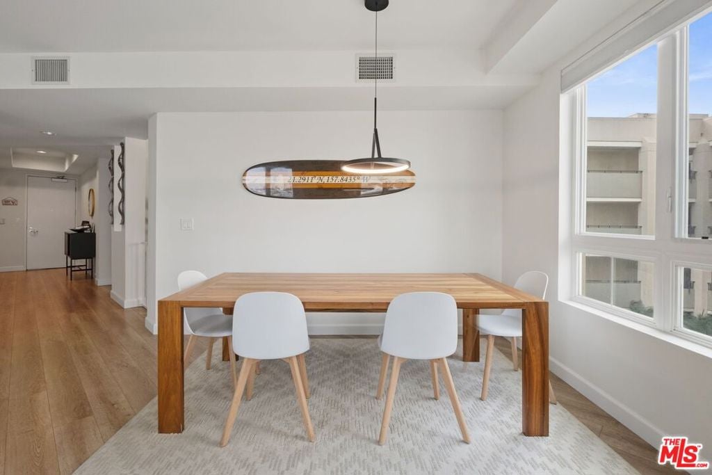 12222 Wilshire Boulevard 501