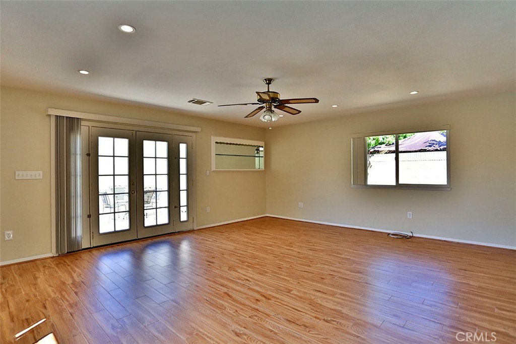 California Classics (15) (CALI) - Residential Lease