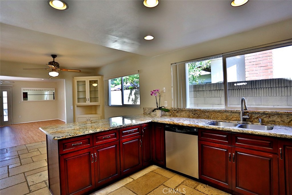 California Classics (15) (CALI) - Residential Lease