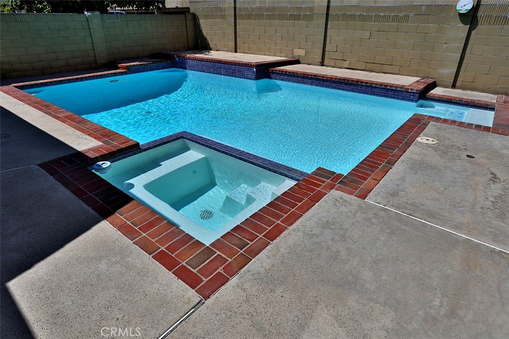 California Classics (15) (CALI) - Residential Lease