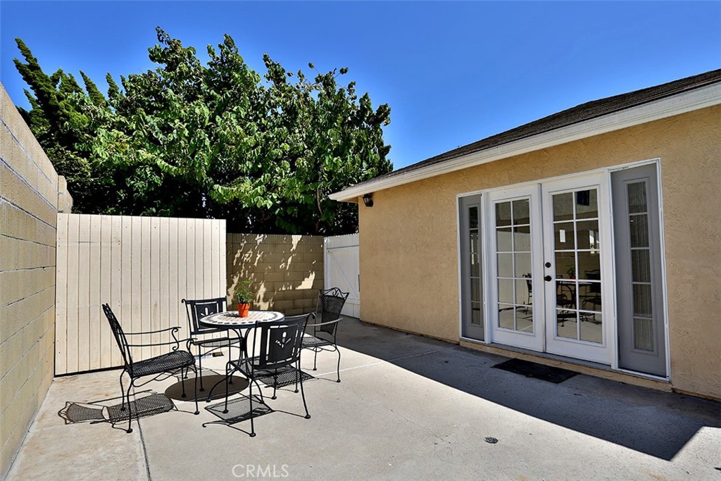 California Classics (15) (CALI) - Residential Lease