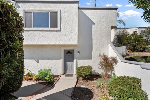 Photo of 18515 Mayall Street #J, Northridge, CA 91324 (MLS # SR26037269)