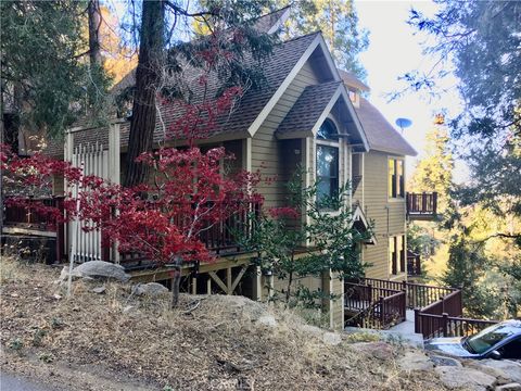 Photo of 24782 Altdorf Dr, Crestline, CA 92325 (MLS # PW26073195)
