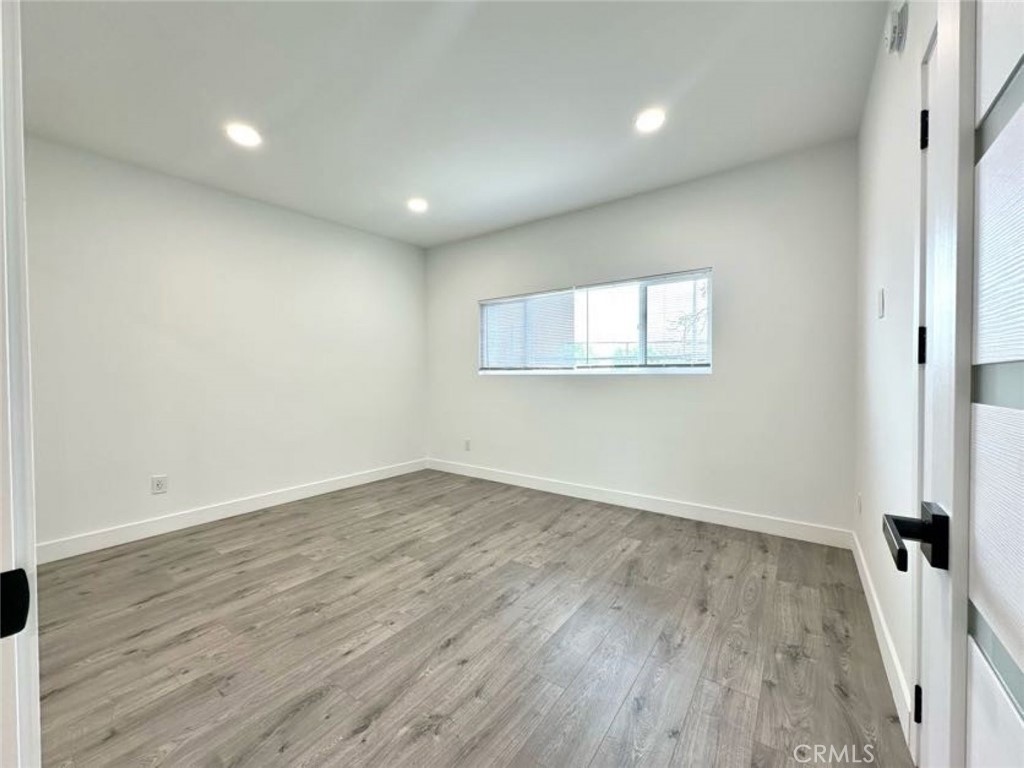 Properties 3 6255 Woodman Avenue 201