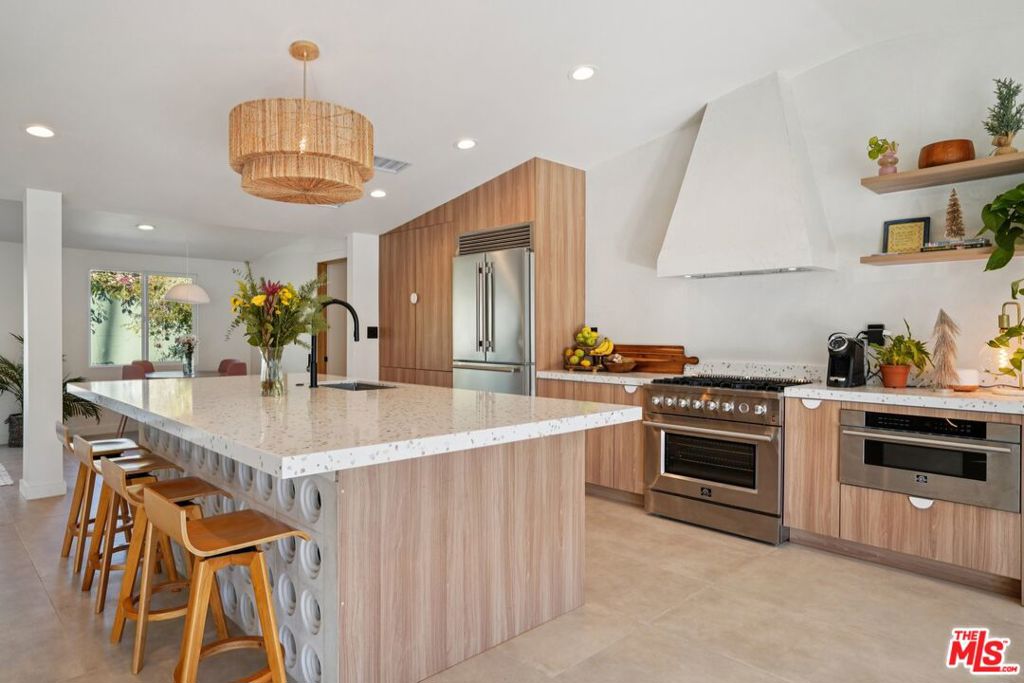 3864 E Calle San Raphael
