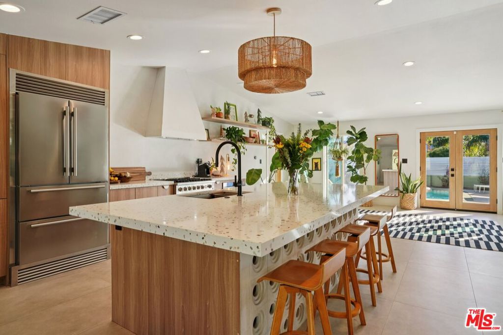 3864 E Calle San Raphael
