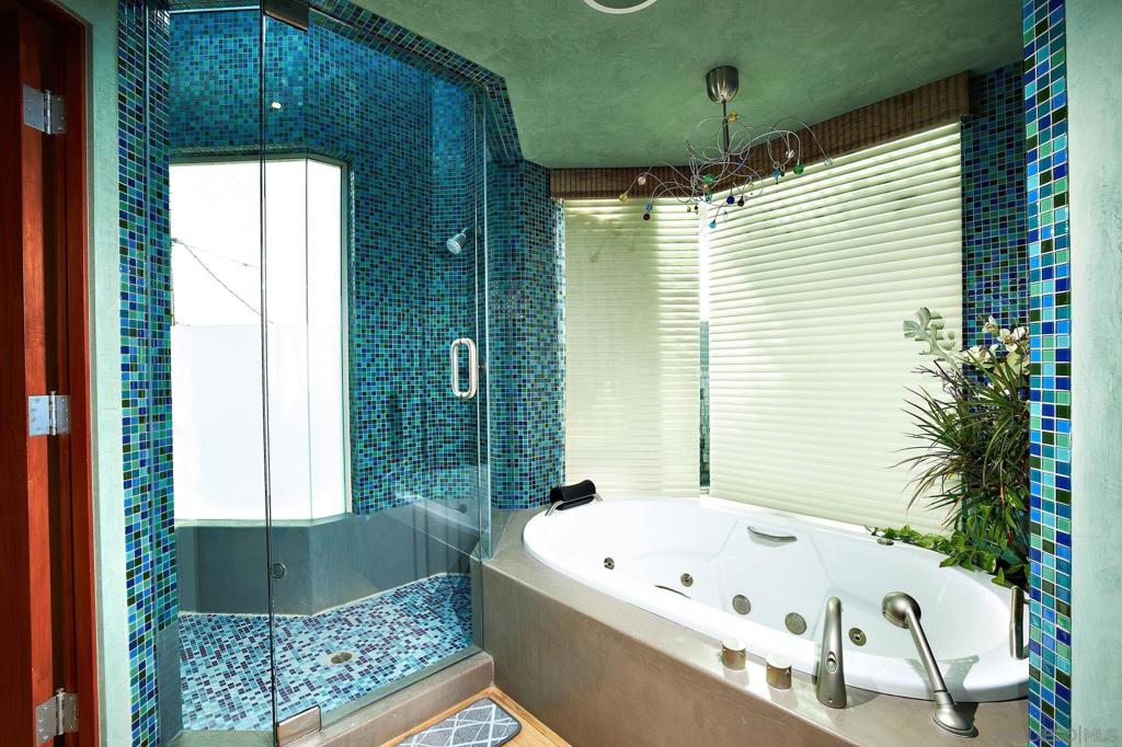 Mission Beach - Residential Lease