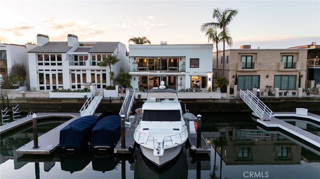 Photo of 500 Harbor Island Drive, Newport Beach, CA 92660 (MLS # NP25273186)
