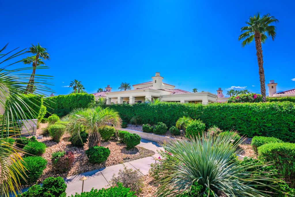 Puerta Azul - Residential