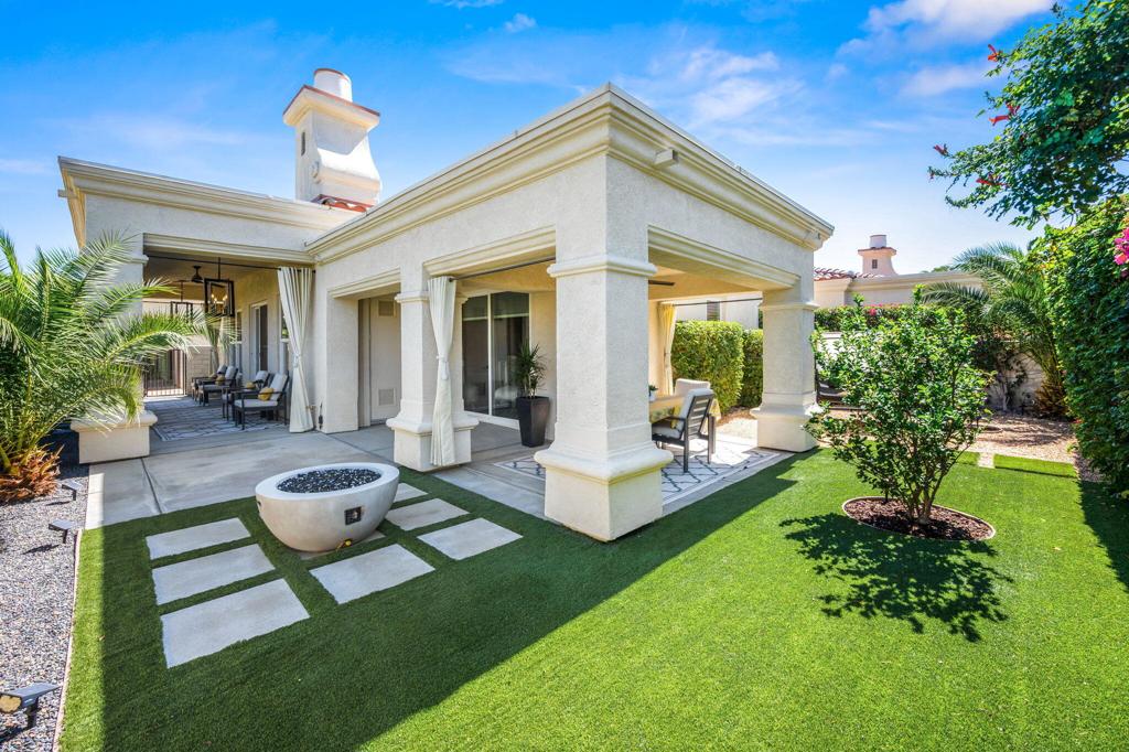 Puerta Azul - Residential