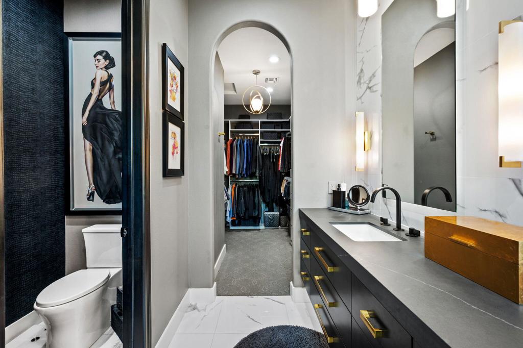 Puerta Azul - Residential