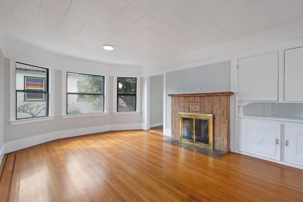 Photo of 2831 21st Avenue, Oakland, CA 94606 (MLS # ML82024251)