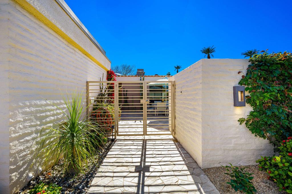 Desert Horizons C.C. - Residential