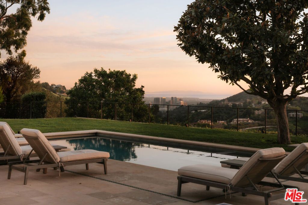 Photo of 12072 Crest Court, Beverly Hills, CA 90210 (MLS # 26649595)