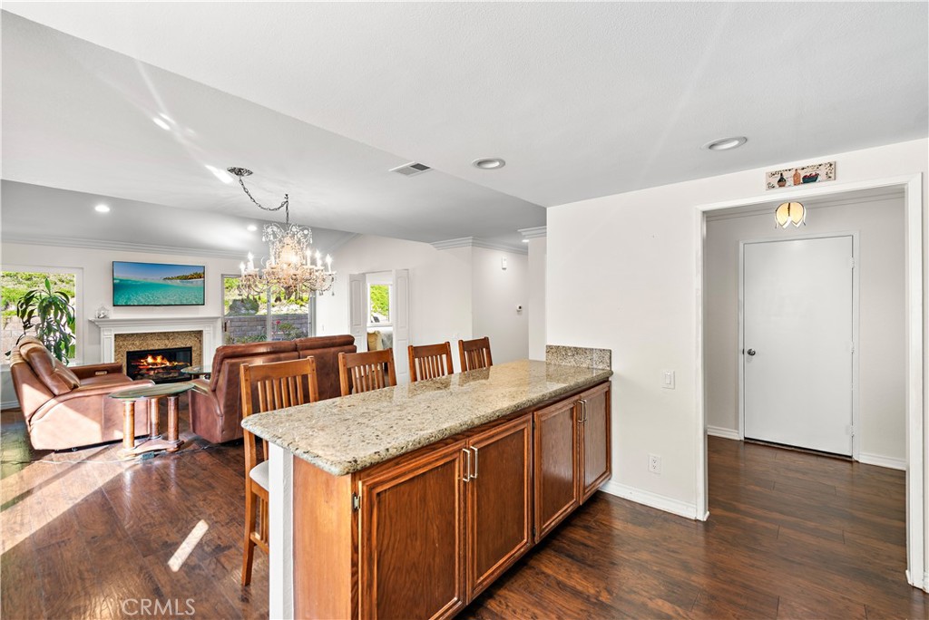 23911 Calle Alonso