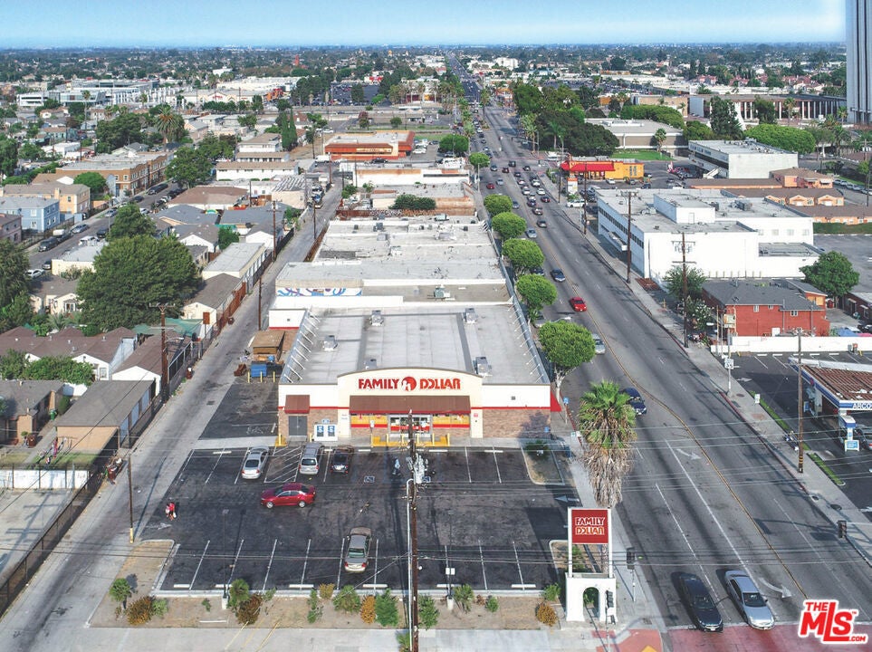 379 W Compton Boulevard
