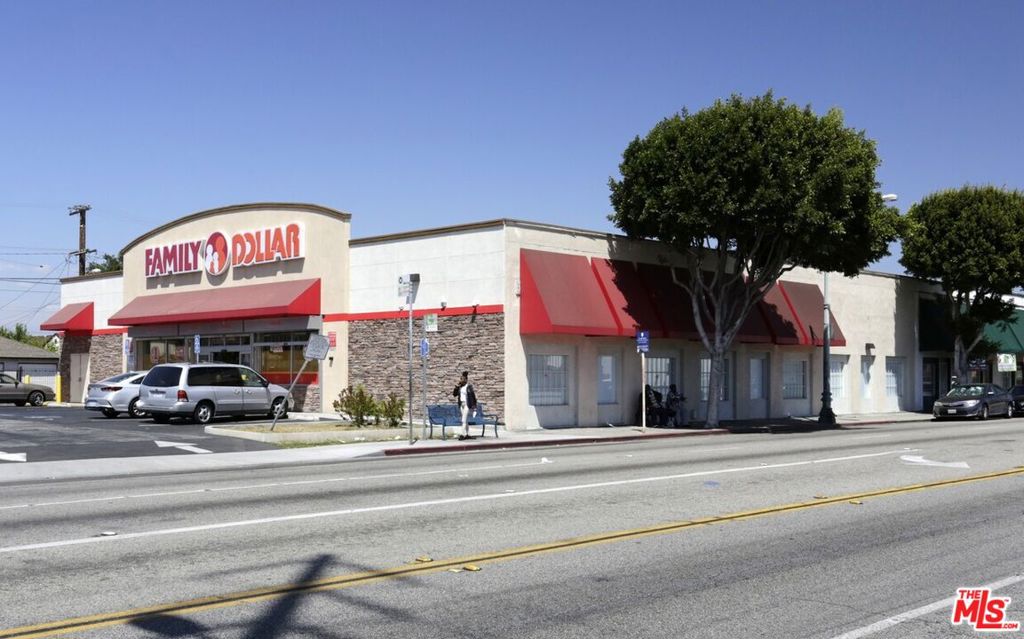 379 W Compton Boulevard