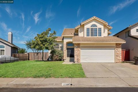 Photo of 2169 2169 Rain Drop Cir Cir, Pittsburg, CA 94565 (MLS # 41126669)