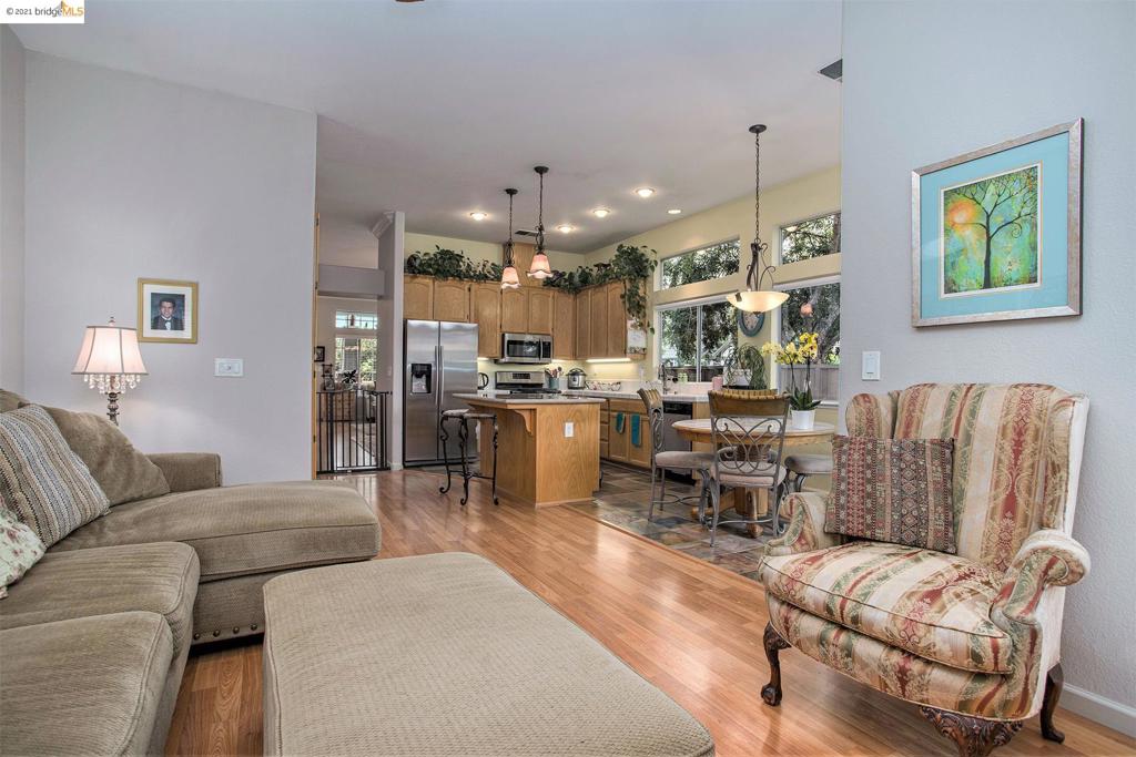 BRENTWOOD - Residential