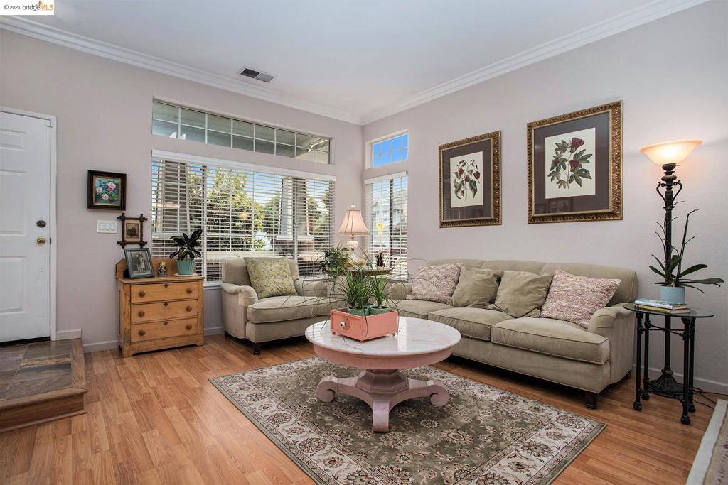 BRENTWOOD - Residential