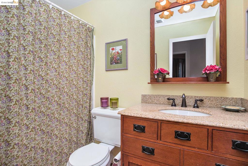 BRENTWOOD - Residential