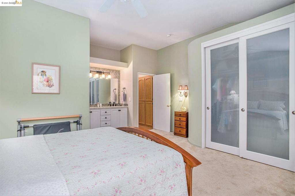 BRENTWOOD - Residential