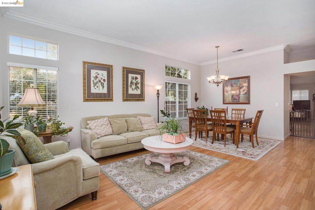 BRENTWOOD - Residential