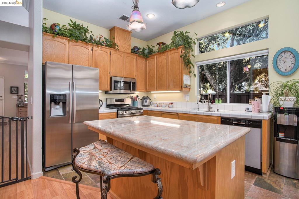 BRENTWOOD - Residential