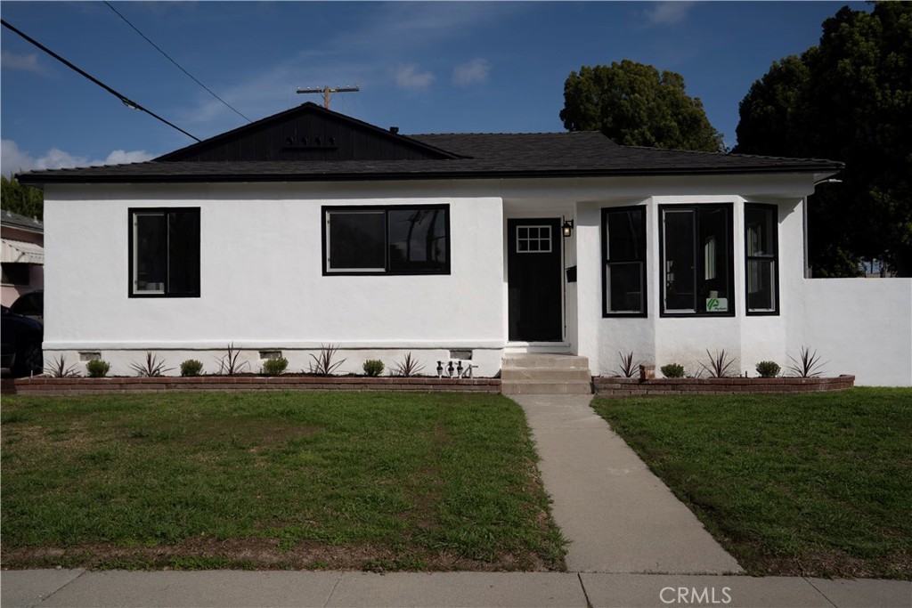 3602 Nipomo Avenue