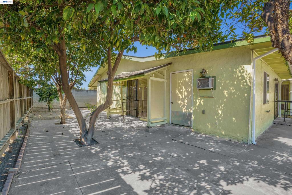 202 Arc Ave