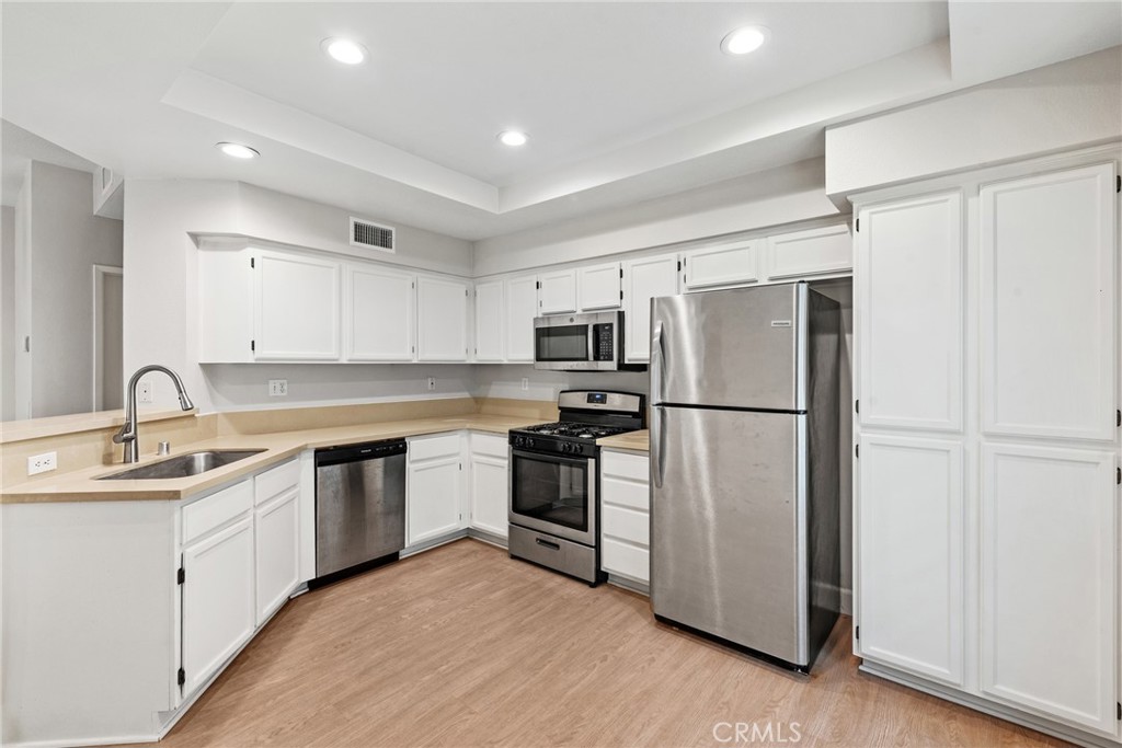 Coronado (CORO) - Residential Lease