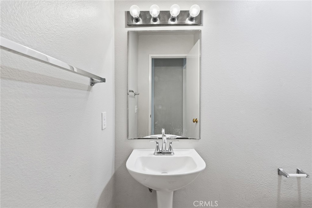 Coronado (CORO) - Residential Lease