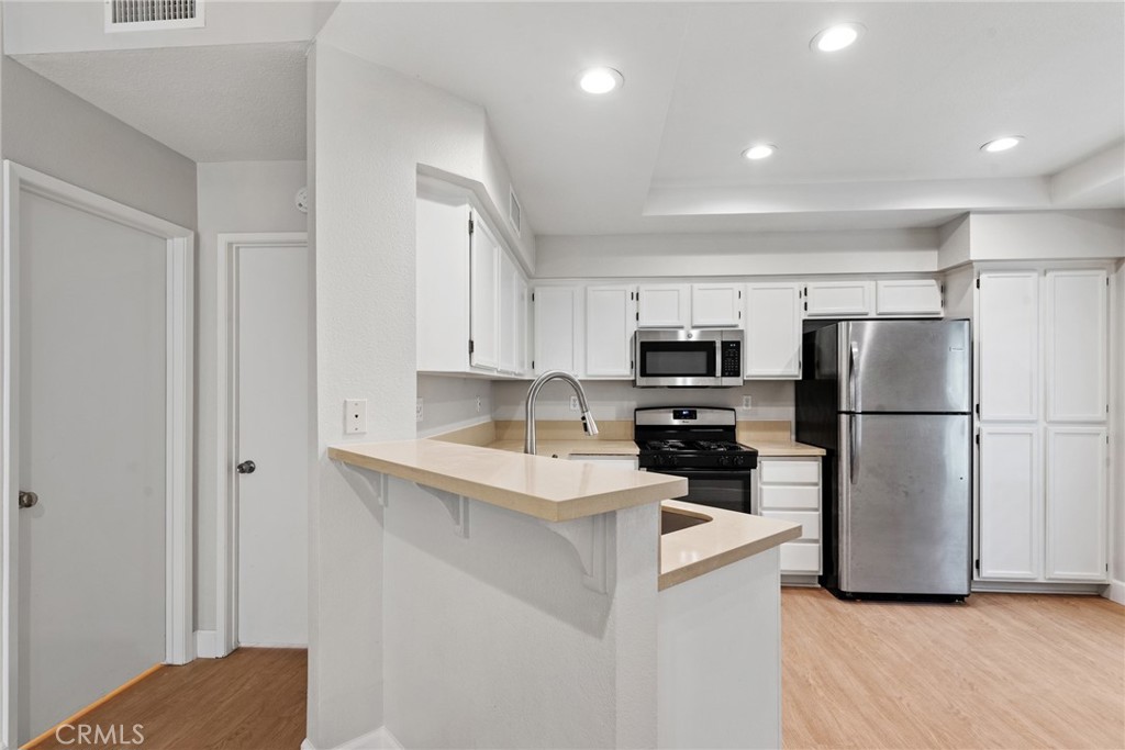 Coronado (CORO) - Residential Lease