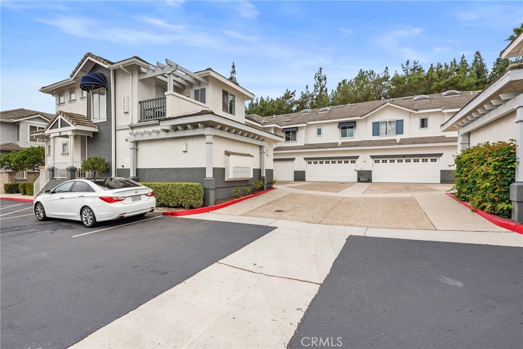 Coronado (CORO) - Residential Lease