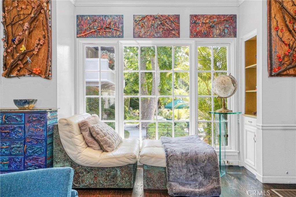 Properties 4 1325 N Hayworth Avenue A